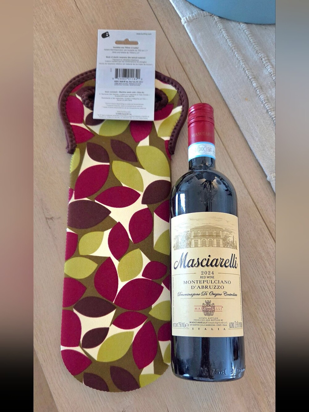 Wine Tote By BUILT- New!
